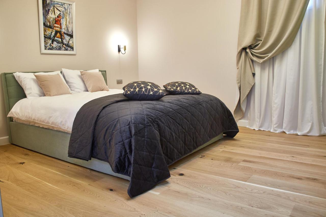 Travel La Casa Piano House,cu Parcare * אלבה לוליה