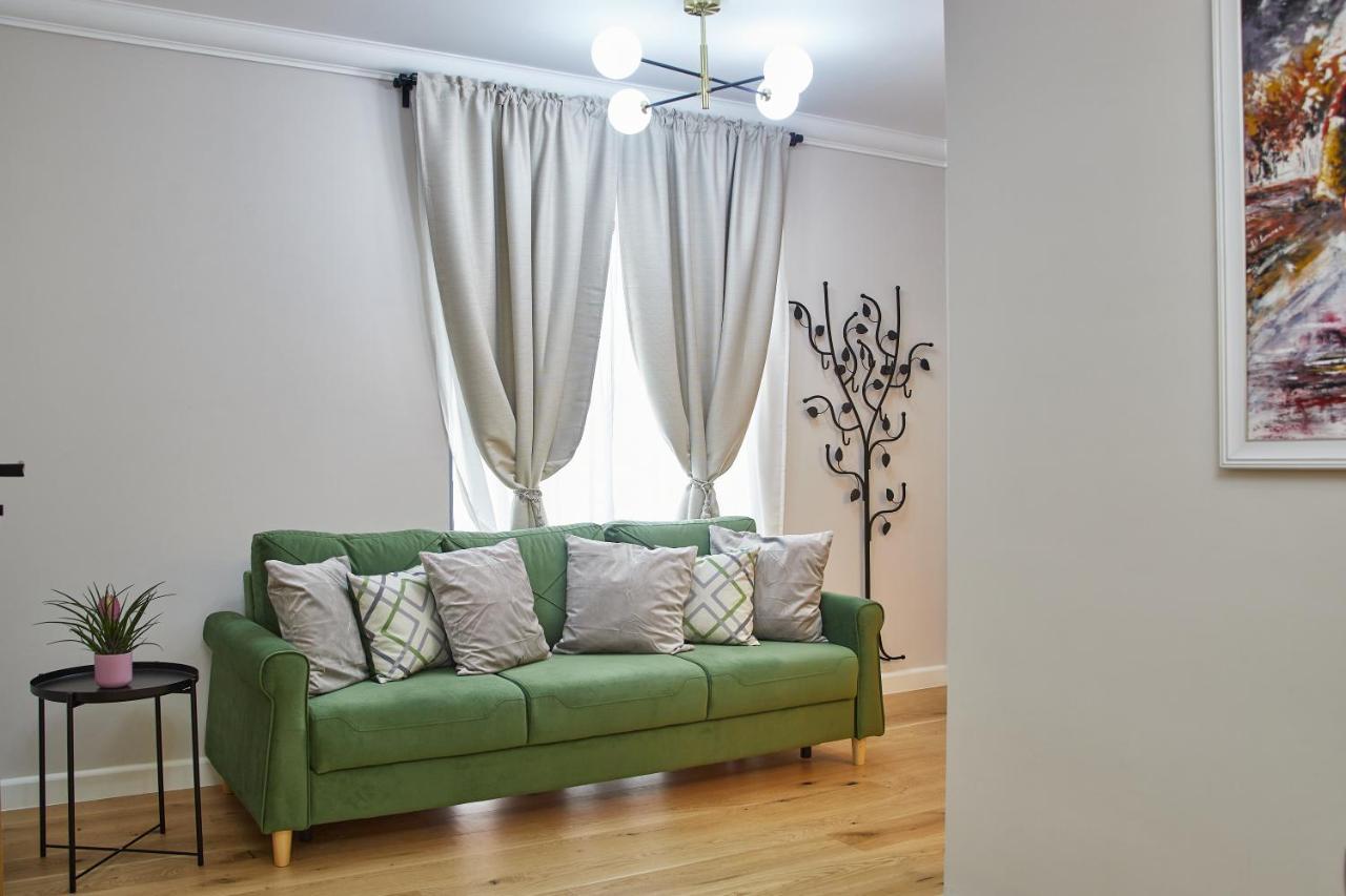 Travel La Casa Piano House,cu Parcare דירה אלבה לוליה